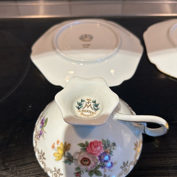 2x Vintage Mitterteich Black Gold Lace & Flowers Bavaria Germany Cup & Saucer - Picture 7 of 8
